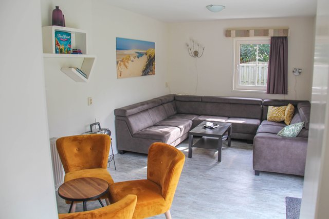 ./ekster/e. ekster_zithoek.jpg